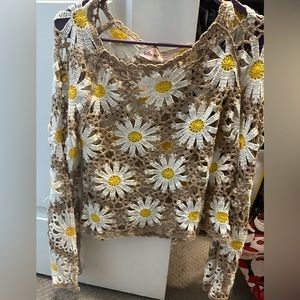Willow & Root crochet sunflower top size small